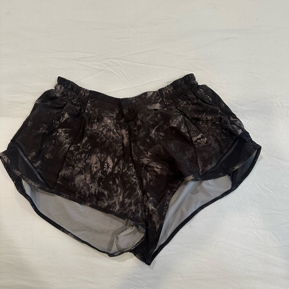 lululemon hotty hot shorts